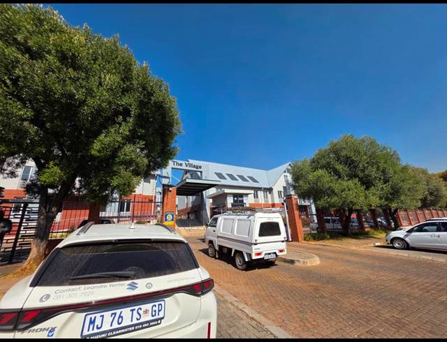 BUSINESS PROPERTY TO RENT IN FAERIE GLEN